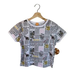 Vibe’n - Newspapers Print Crop Top